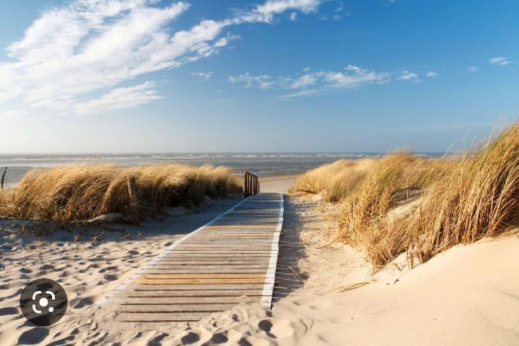 Gite Neuf Proche De La Plage Oye-Plage Exterior photo